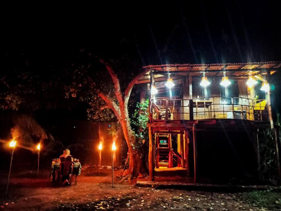 Experience The Comforts Of An Amazing Treehouse Sigiriya Exteriör bild
