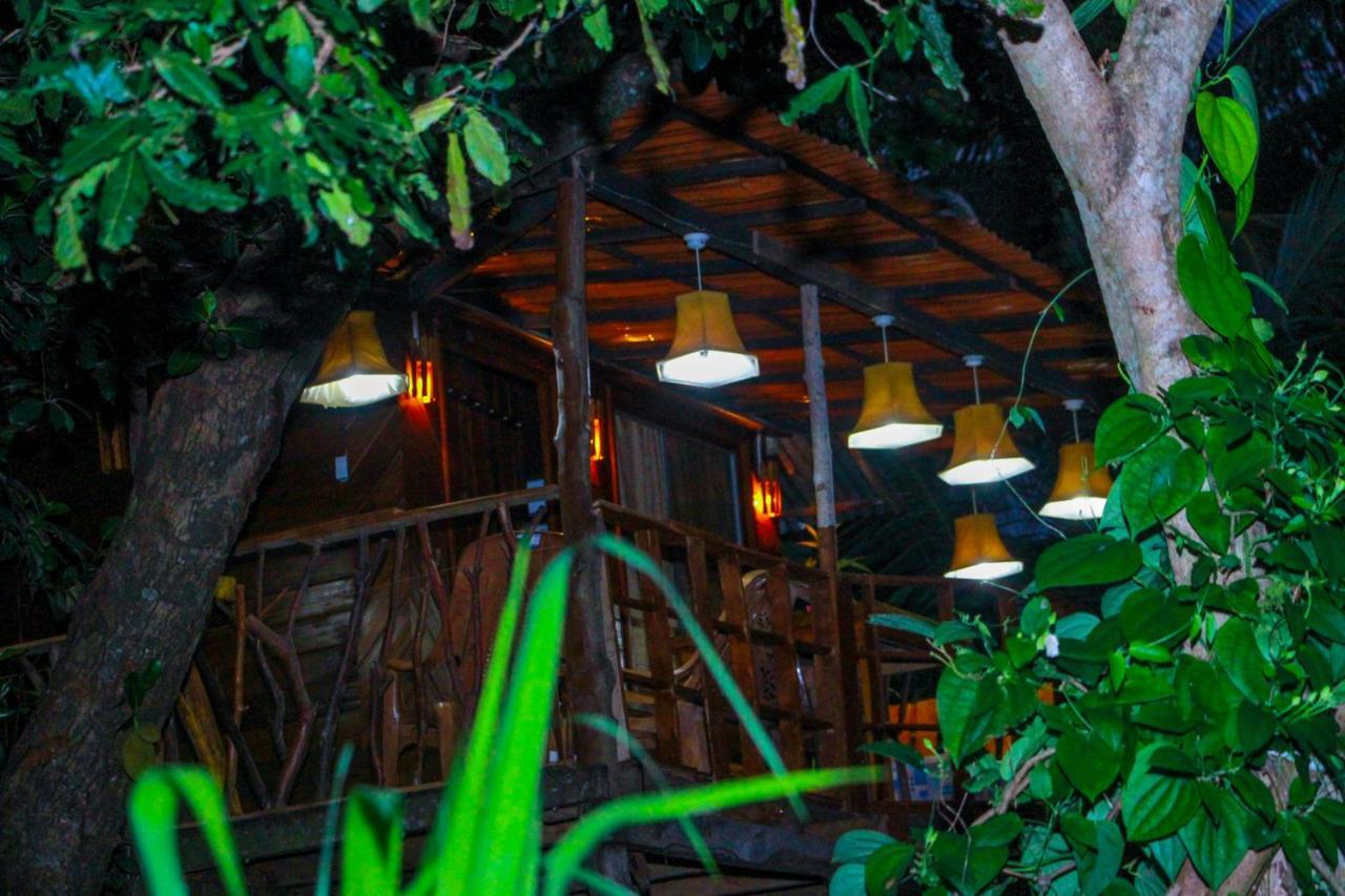 Experience The Comforts Of An Amazing Treehouse Sigiriya Exteriör bild