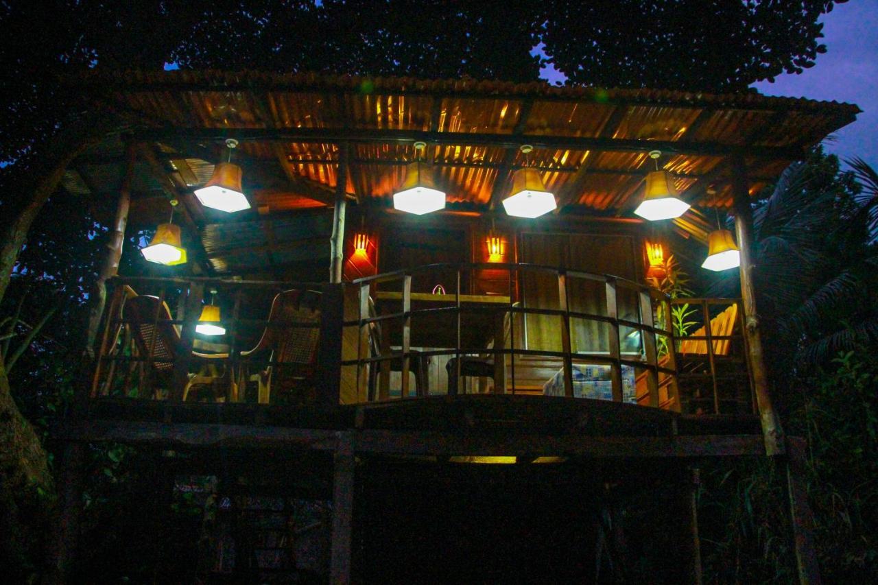Experience The Comforts Of An Amazing Treehouse Sigiriya Exteriör bild